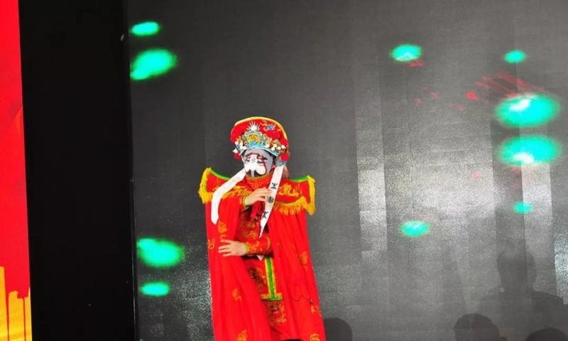 “感恩相伴?筑夢同行”——龍港集團2019新春年會盛大舉行！