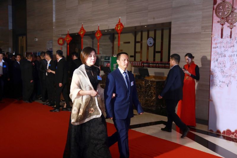 “凝心聚力 ·砥礪前行”— 龍港集團(tuán)2020新春年會(huì)完美收官！