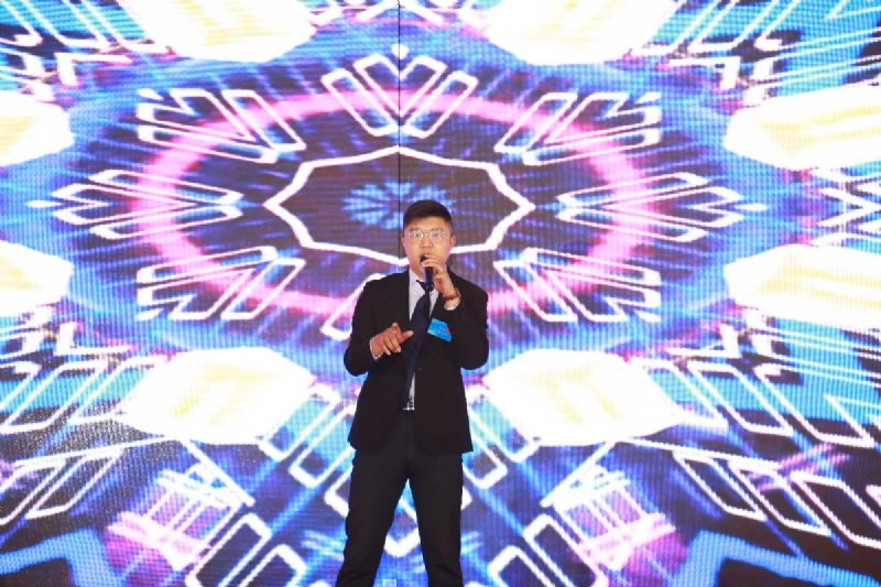 “凝心聚力 ·砥礪前行”— 龍港集團(tuán)2020新春年會(huì)完美收官！