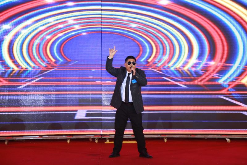 “凝心聚力 ·砥礪前行”— 龍港集團(tuán)2020新春年會(huì)完美收官！